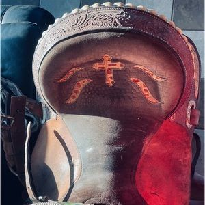 Size 14” Circle Y Barrel Saddle with high seat